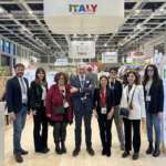 Lo staff di CSO Italy presente in fiera a Berlino, da sinistra: Luca Mari, project manager, Sarah Bellentani, marketing e comunicazione, Elisa Macchi, direttore, Paolo Bruni, presidente, Bianca Bonifacio, responsabile fiere e internazionalizzazione, Daria Lodi, statistica e osservatorio di mercato, Simona Rubbi, responsabile legislazione e progettazione, Chiara Bignami, ufficio fitosanitario